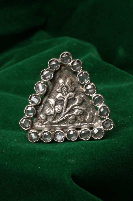 Triangle Engraved Ring 