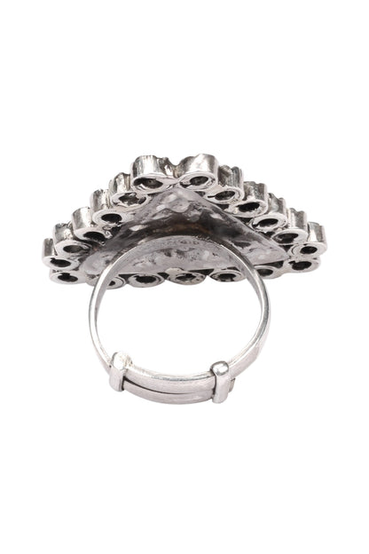 Triangle Engraved Ring 