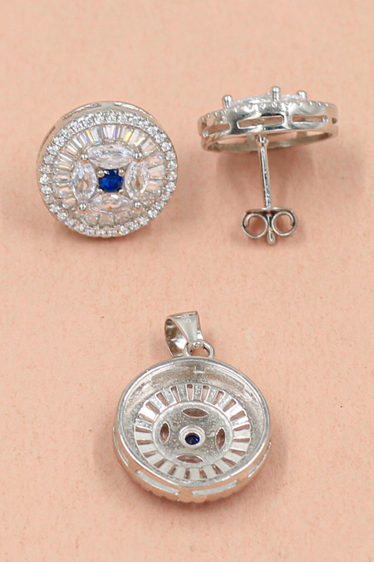 Enchanted Night Geometric Pendant Set 
