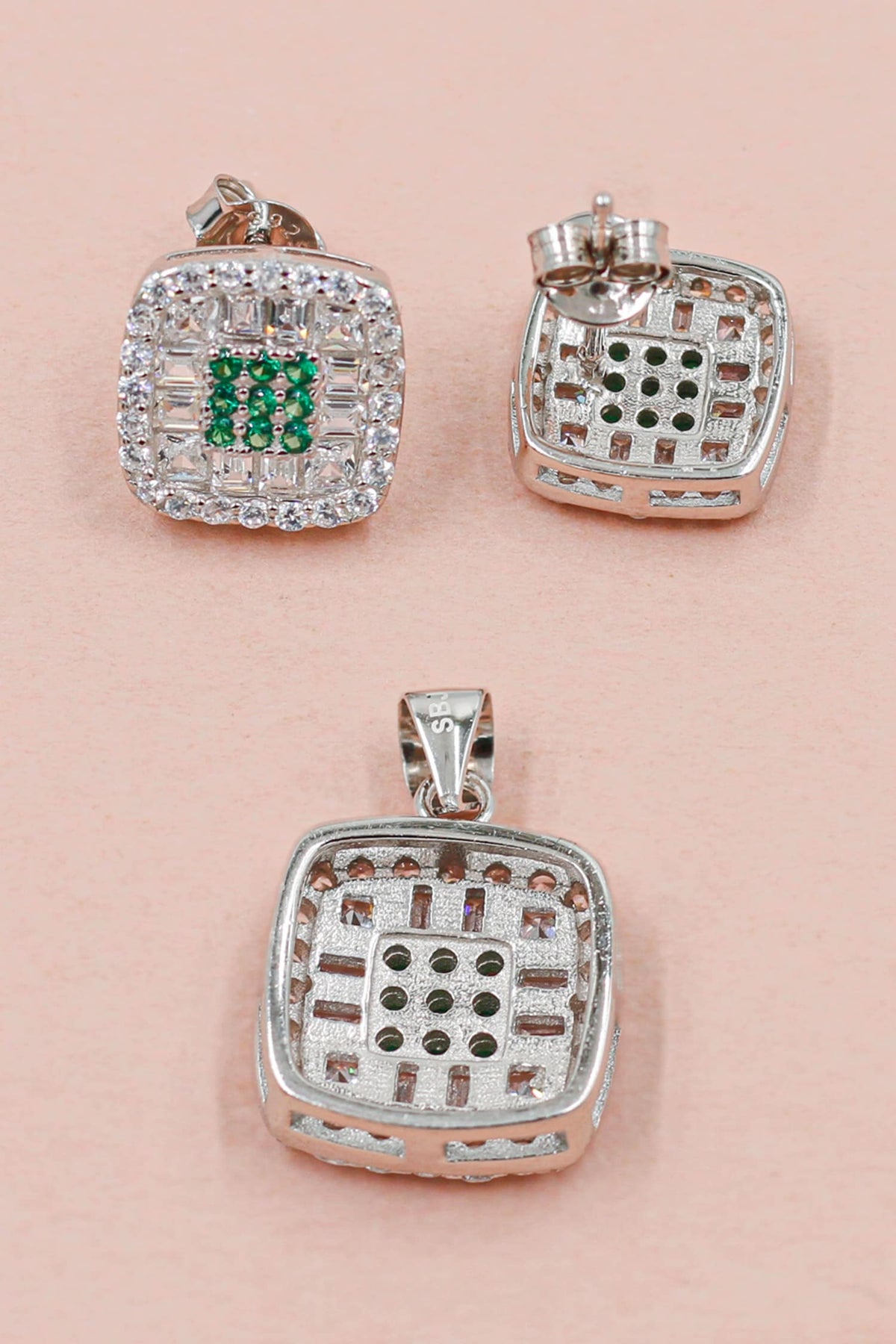 Starry Affair Square Embellished Pendant Set 