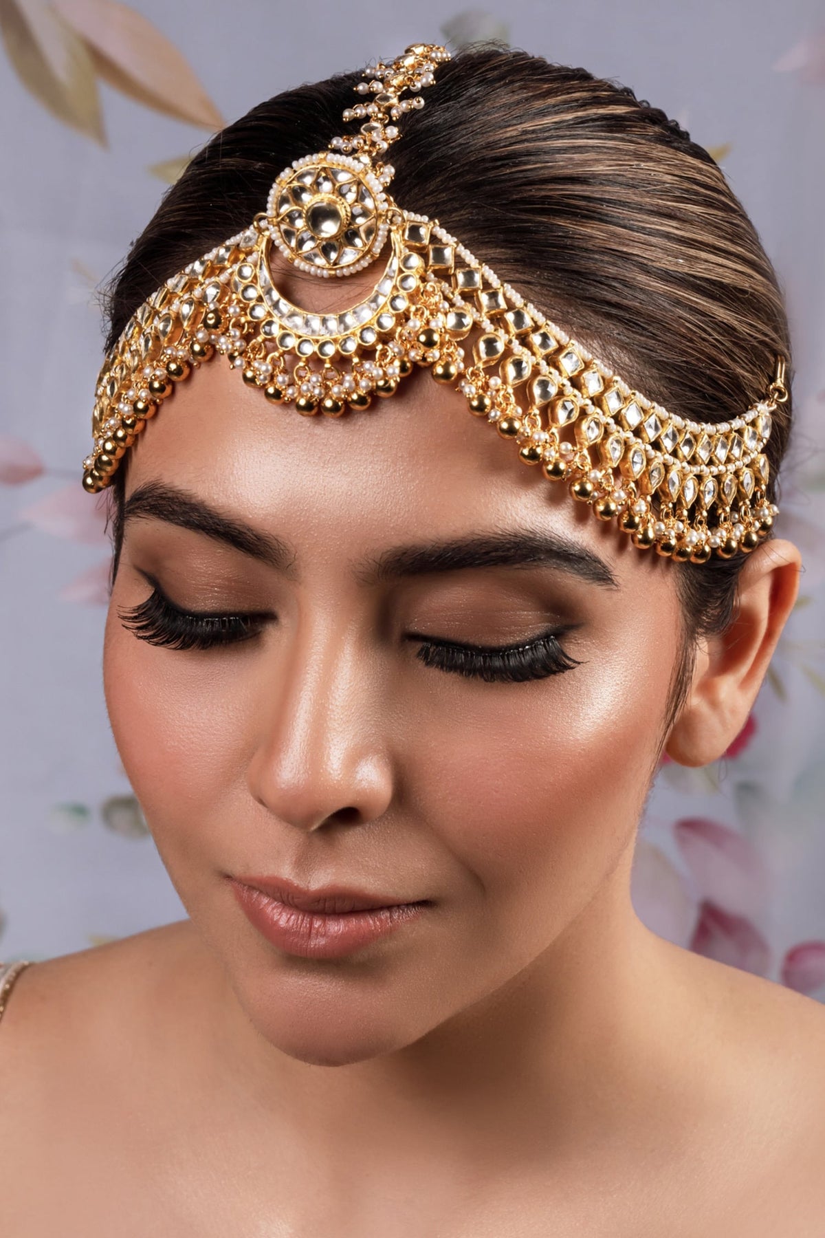 Deepika Half Crescent Carved Maangtikka 