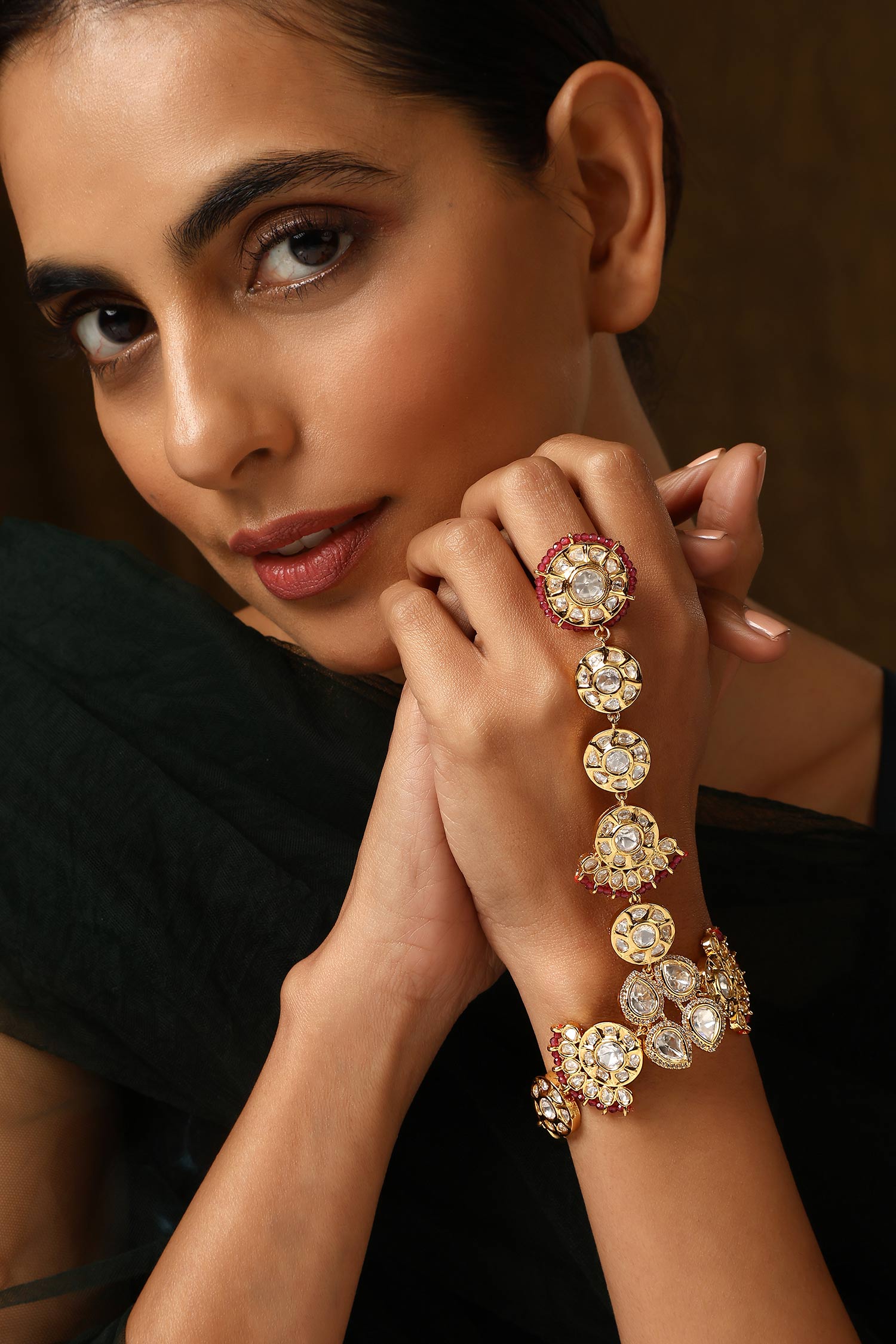 Polki Embellished Haathphool 