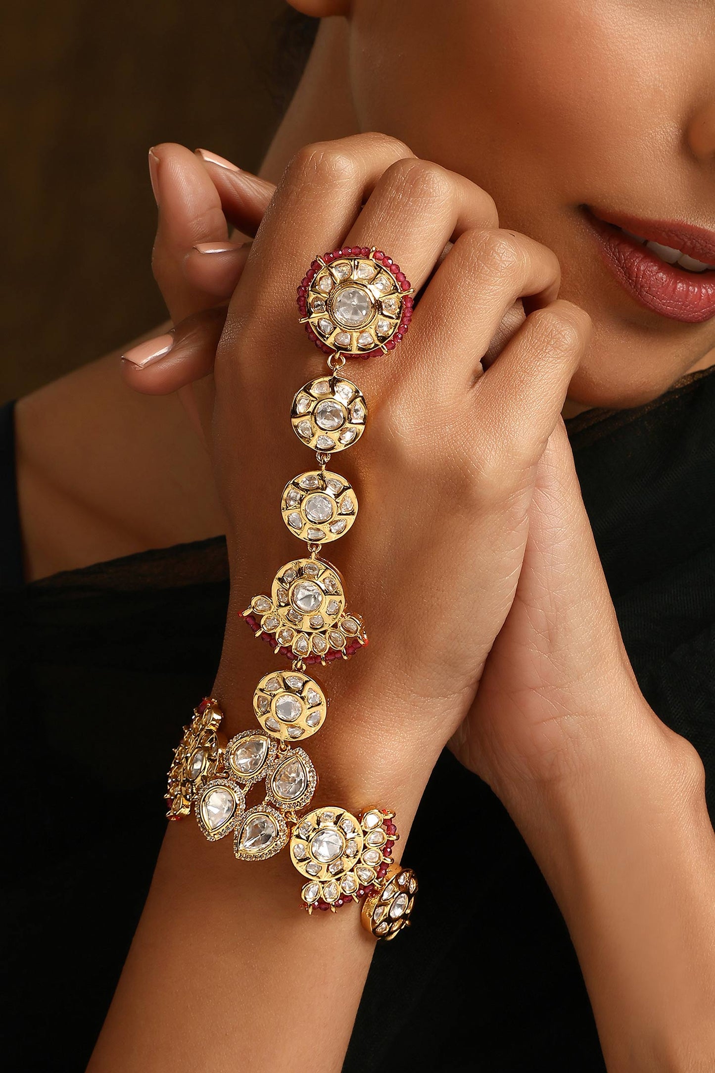 Polki Embellished Haathphool 