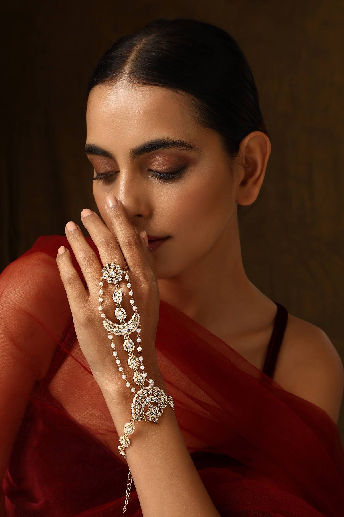 Polki Cutwork Embellished Haathphool 