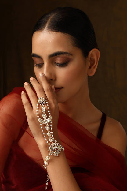 Polki Cutwork Embellished Haathphool 