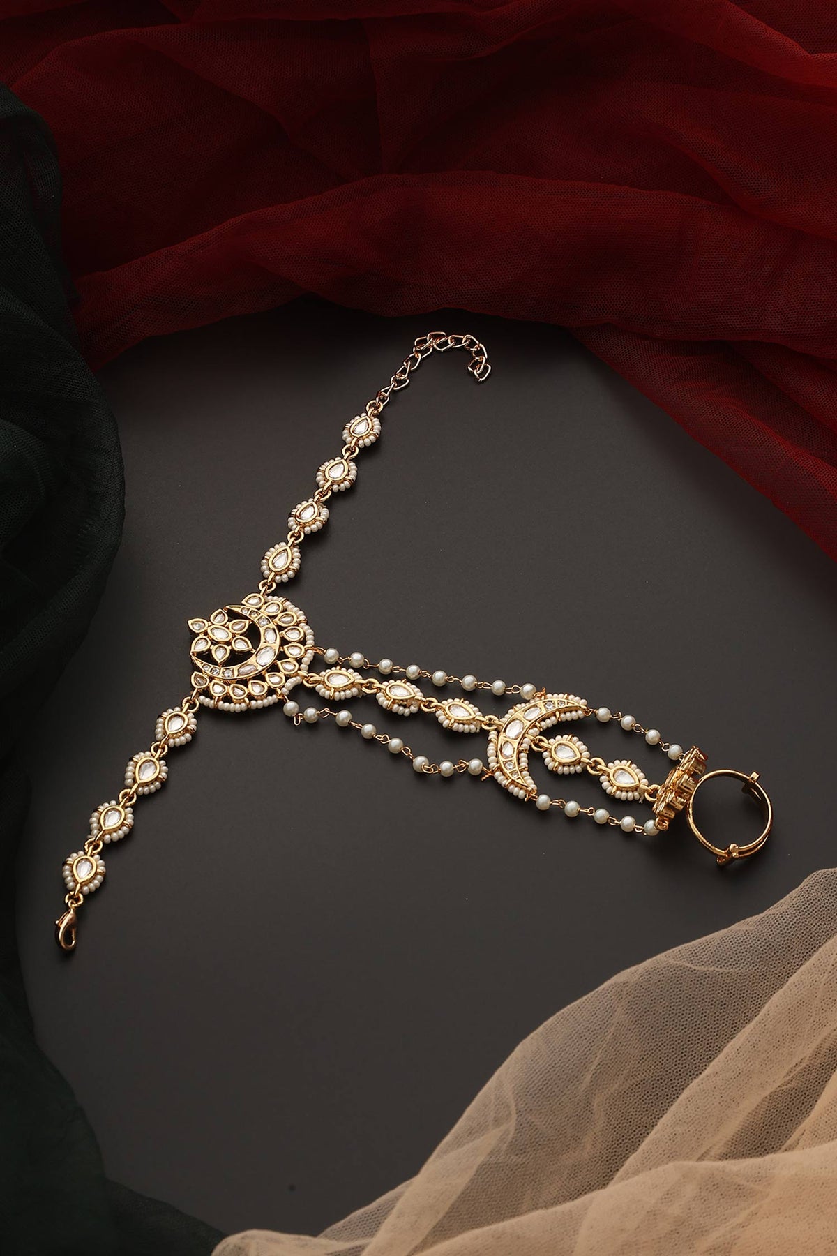 Polki Cutwork Embellished Haathphool 