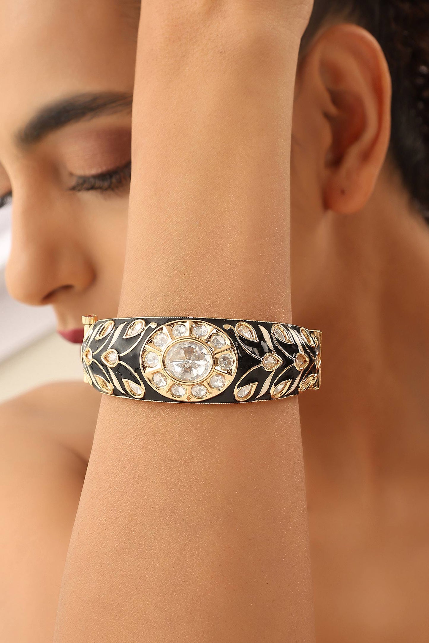 Floral Polki Embellished Bracelet 