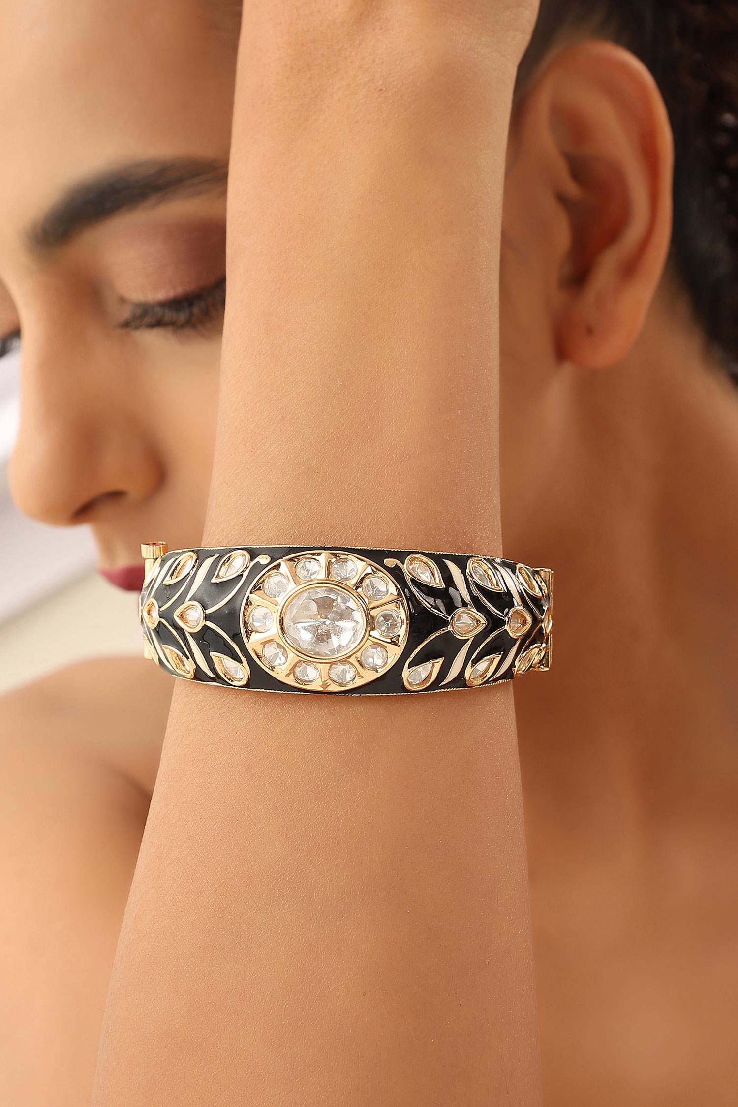 Floral Polki Embellished Bracelet 