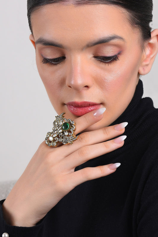 Mawya Antique Embellished Ring 