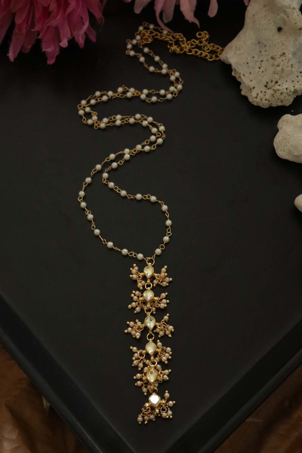 Pearl Embellished Kundan Unit Necklace 