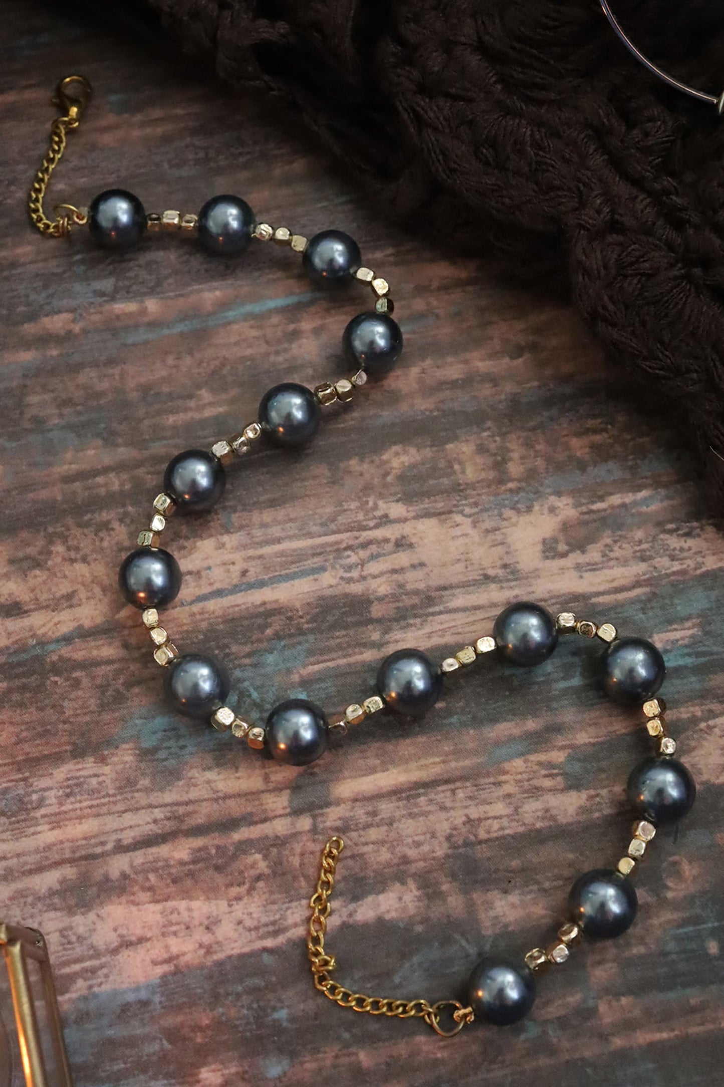 Pearl Choker Necklace 