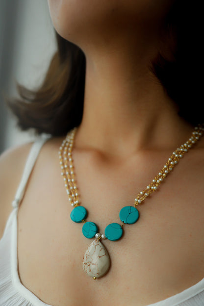 Stella Marble Stone & Pearl Embellished Necklace 