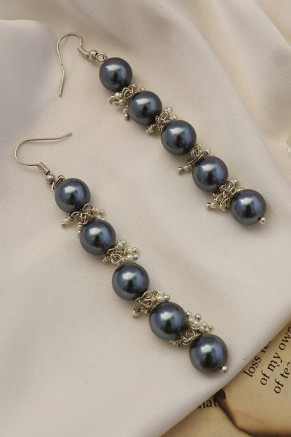 Sarah Pearl Dangler Earrings 
