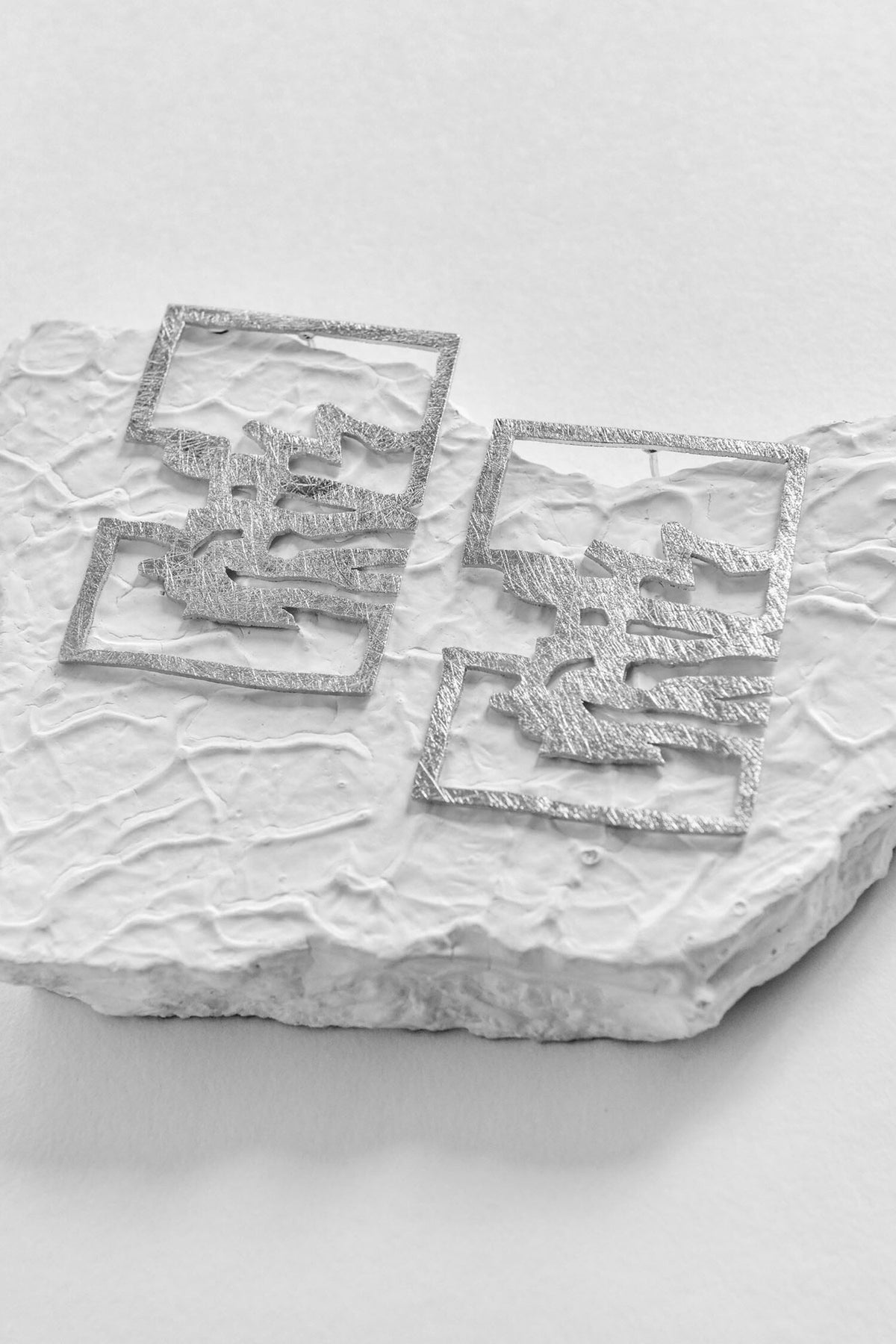 Inguru Trellis Bliss Stud Earrings 