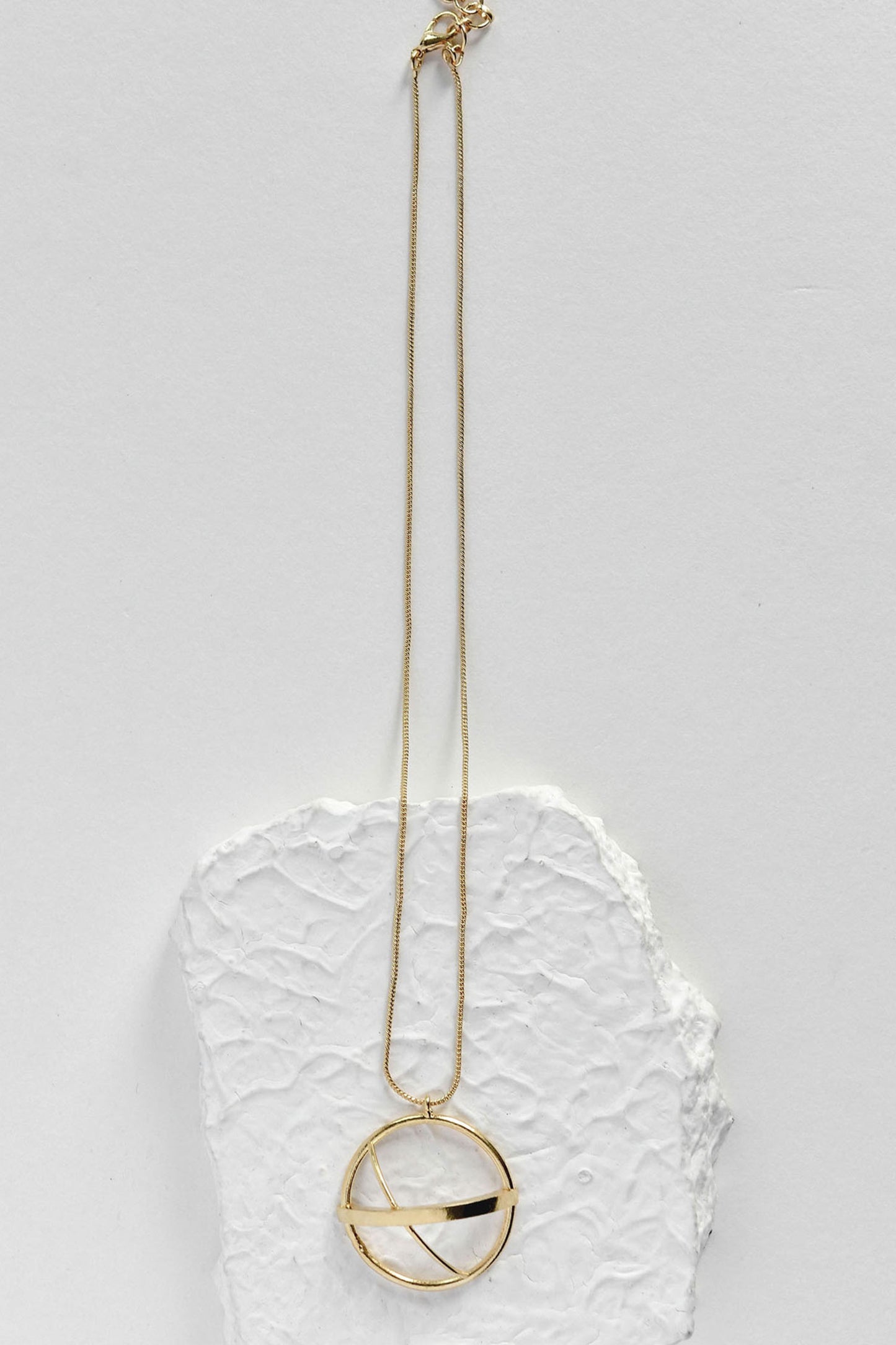 Nia Geometric Carved Charm 