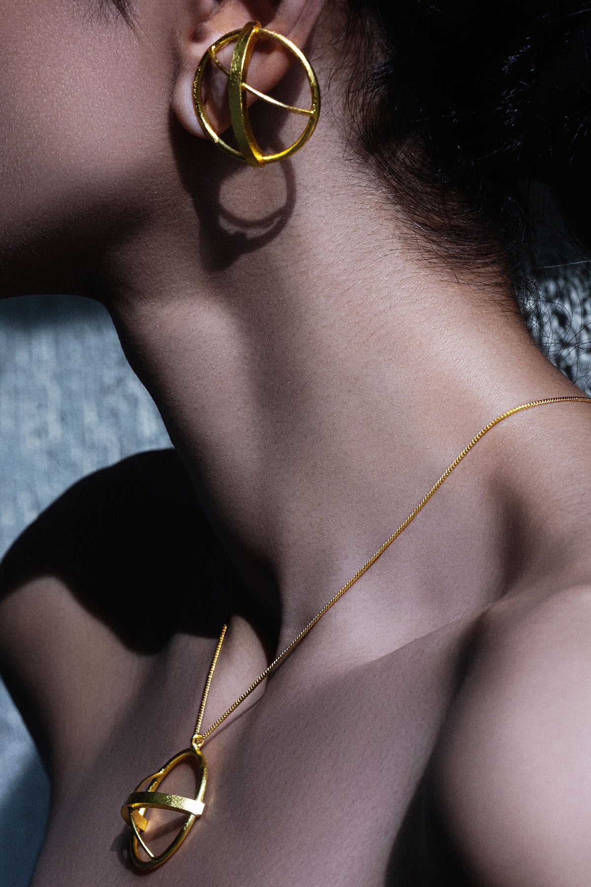 Nia Abstract Studs 
