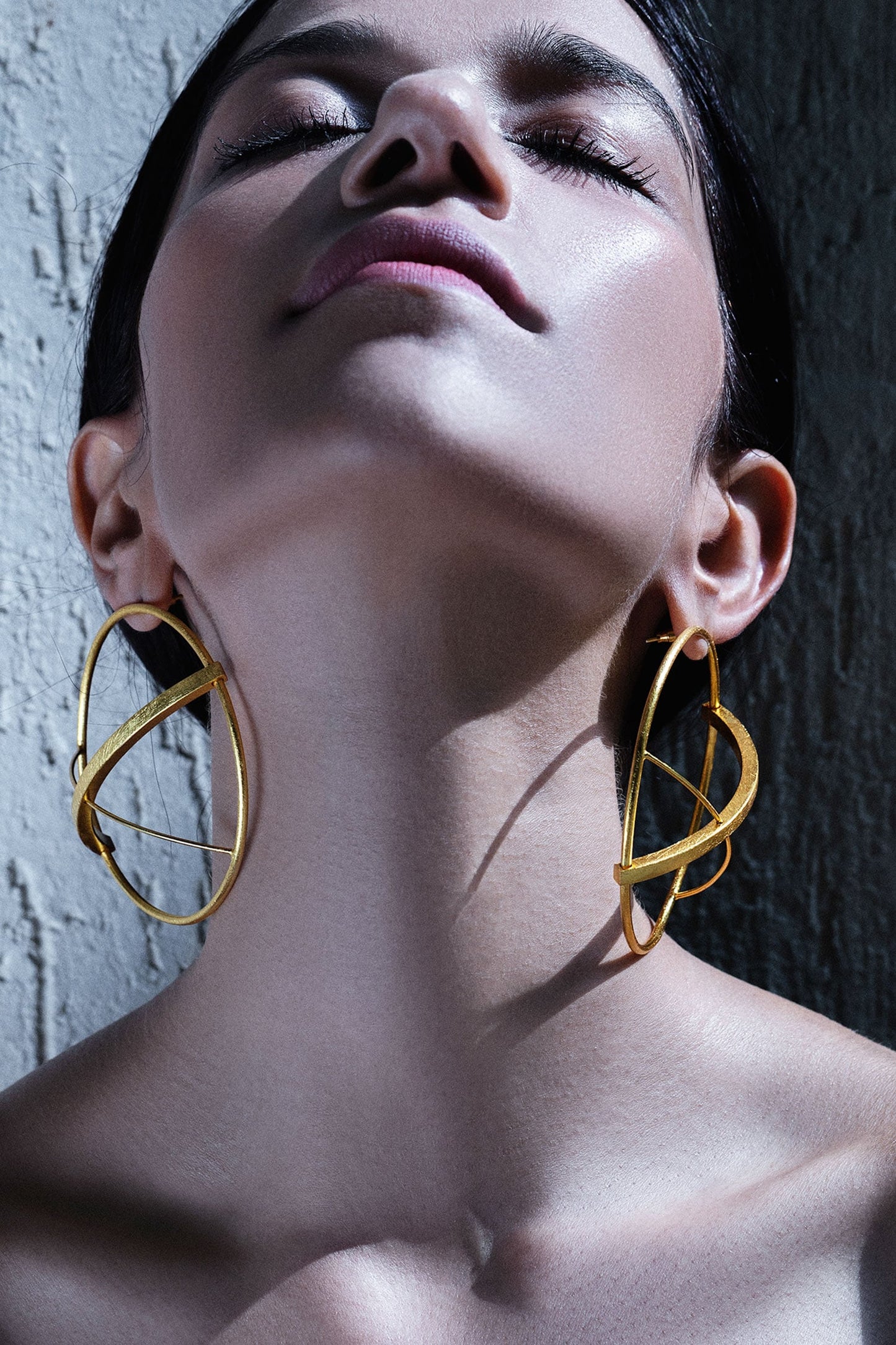 Qinisa Earrings 