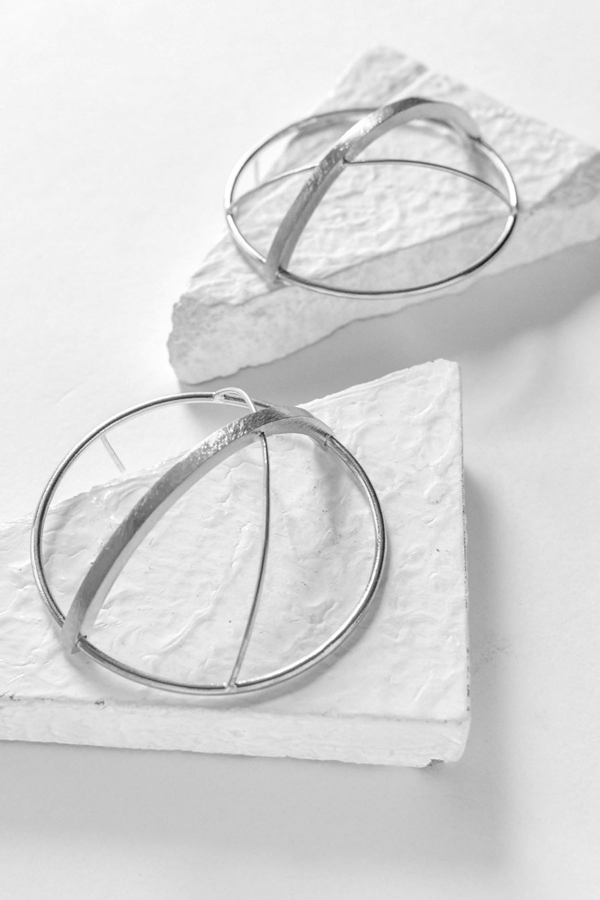 Qinisa Abstract Earrings 