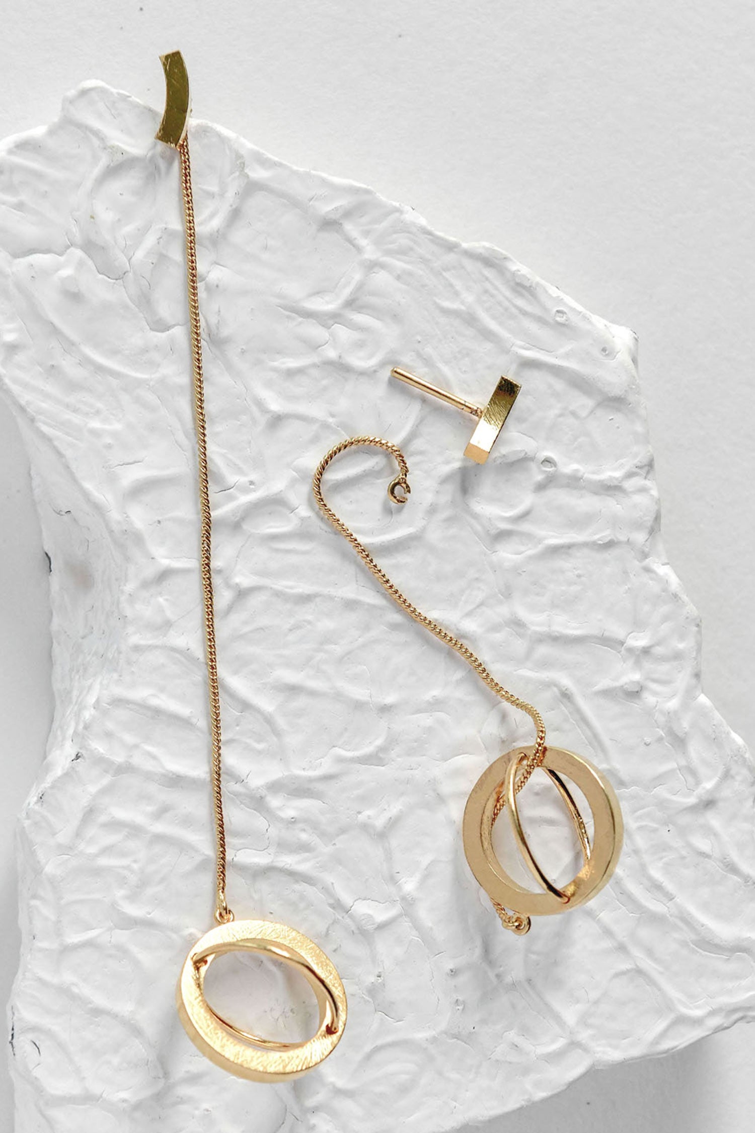 Ori Dangler Earrings 