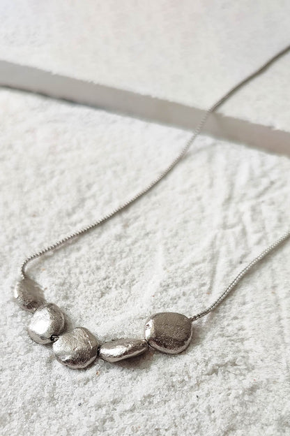 Mea Abstract Stone Pendant Necklace 