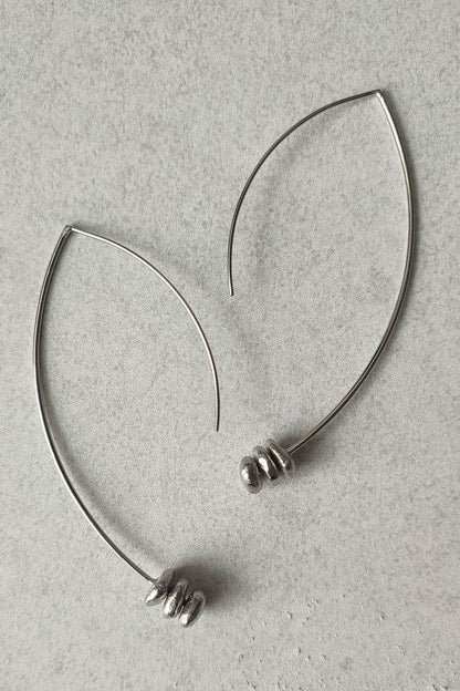 Tera Tear Drop Carved Earrings 