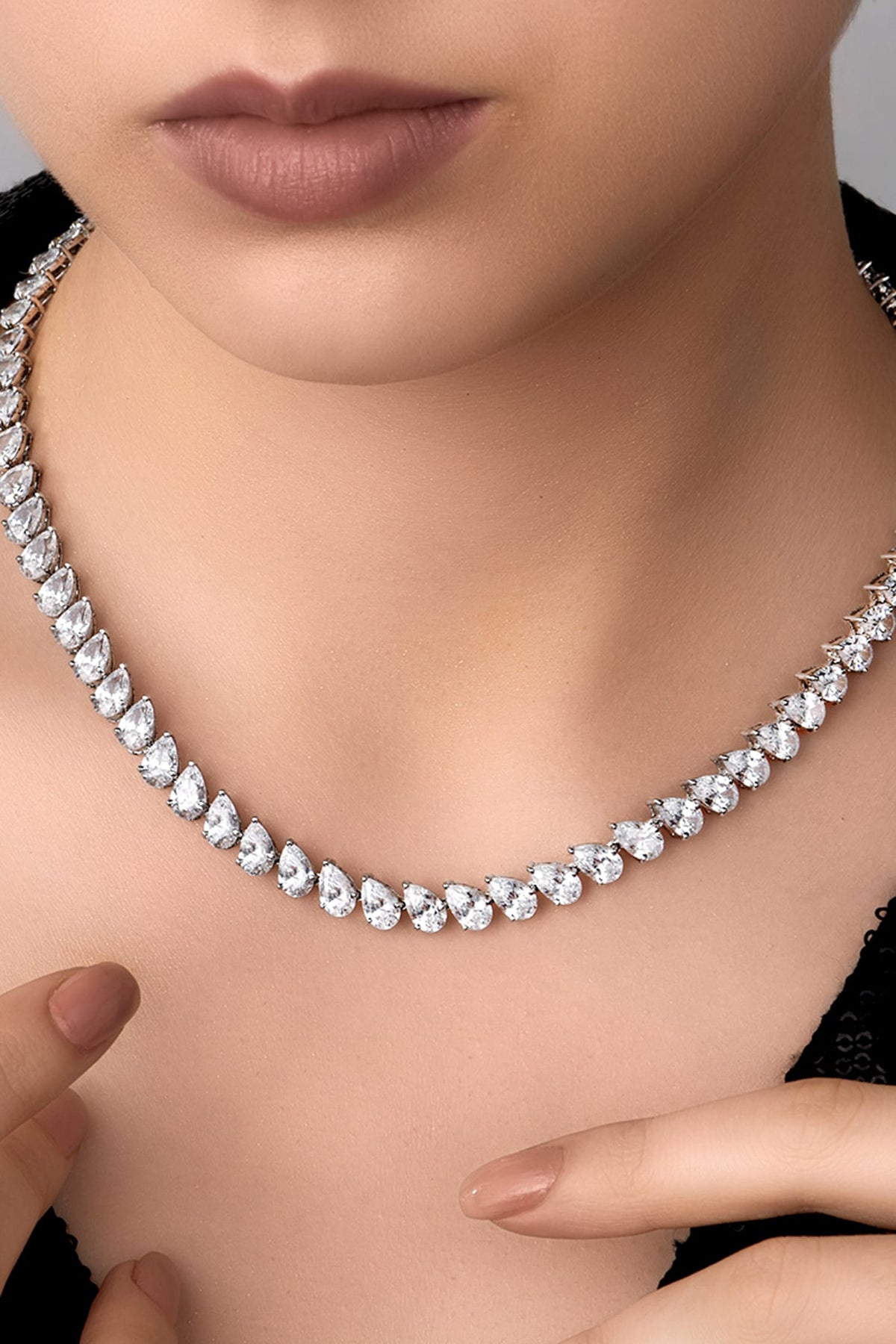 Solitaire Swarovski Zircon Embellished Necklace 