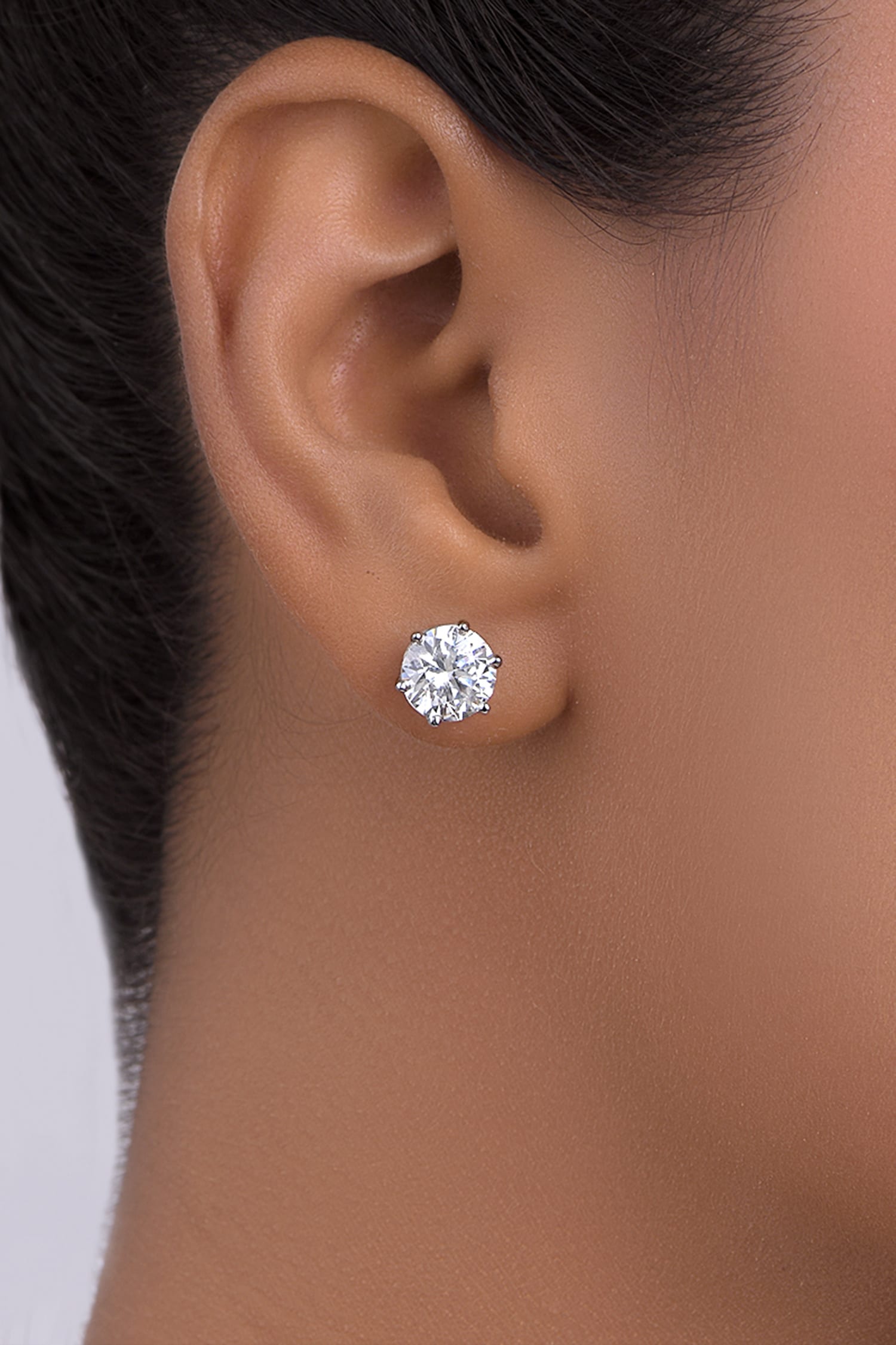 Solitaire Ear Studs 