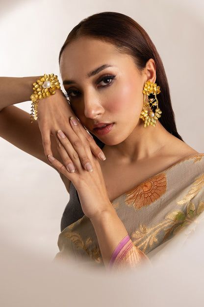 Leaflet Cutwork Earrings 