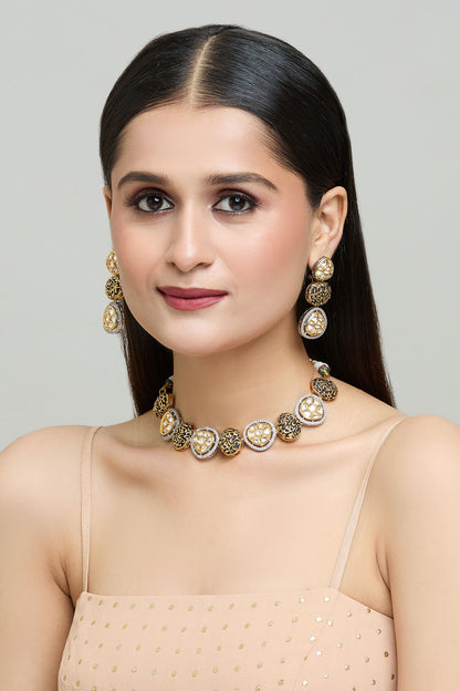 Geometric Jadau Embellished Necklace Set 