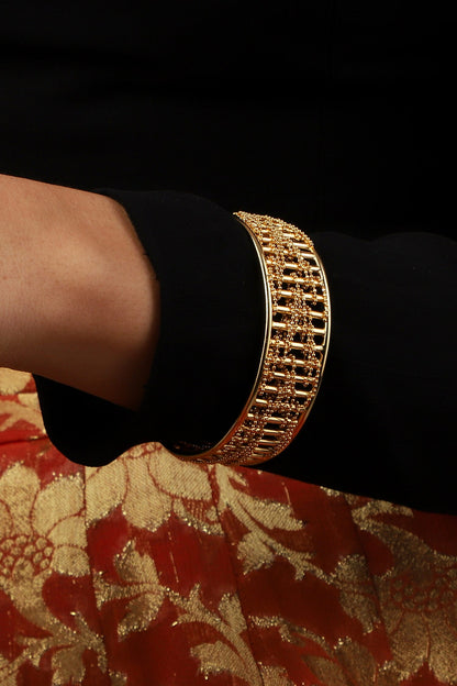 Stripe Carved Bracelet 