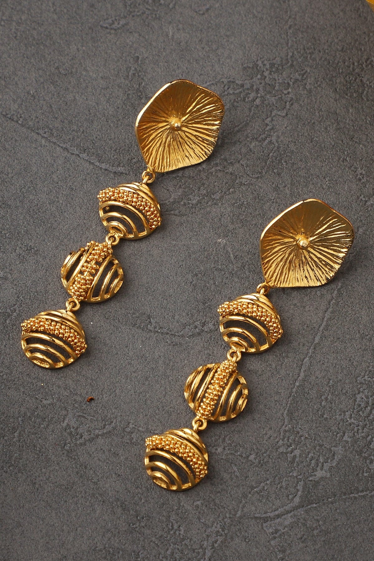 Plume Ribbed Spheric Danglers 