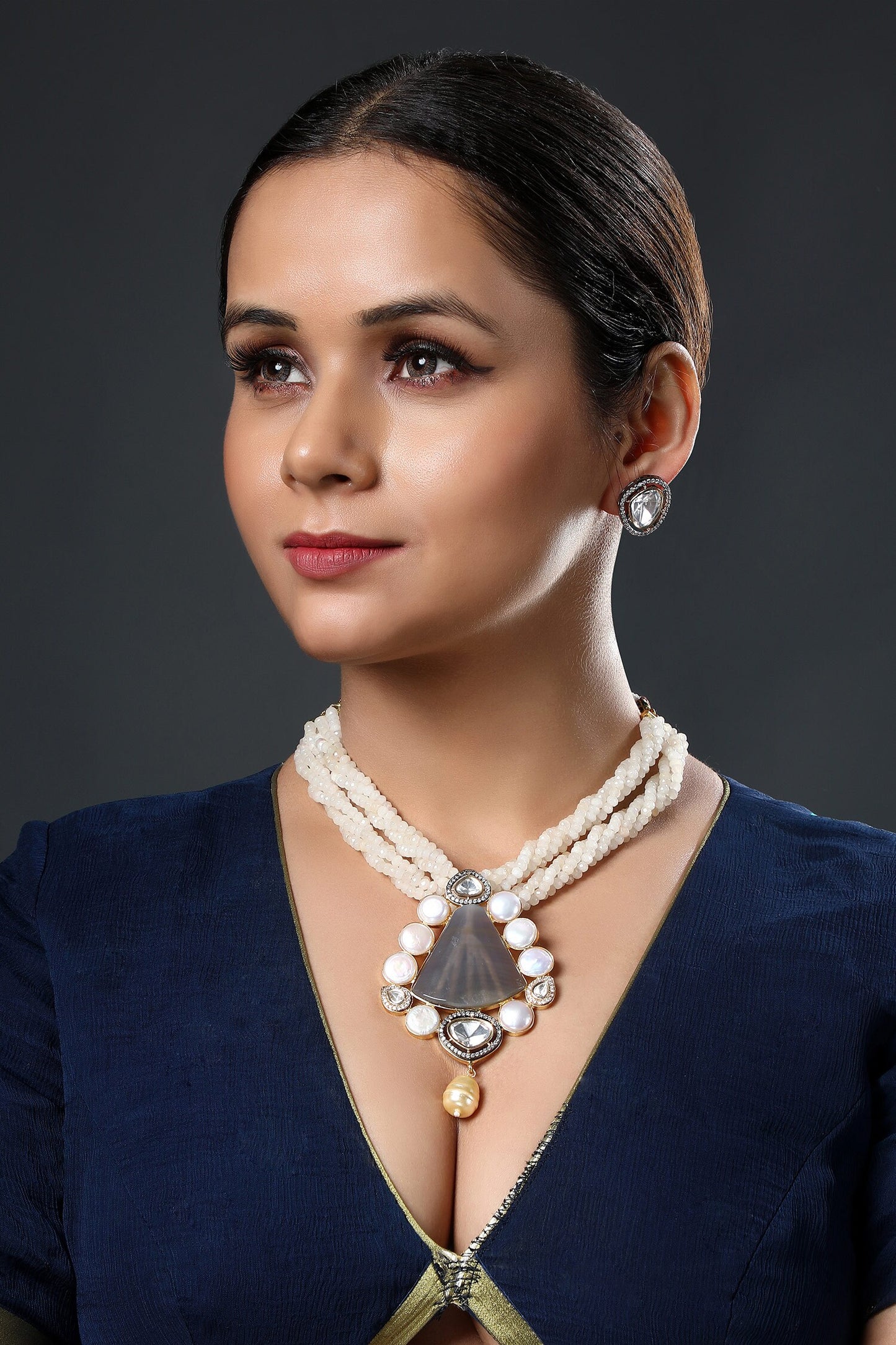 Embellished Choker Necklace Set 