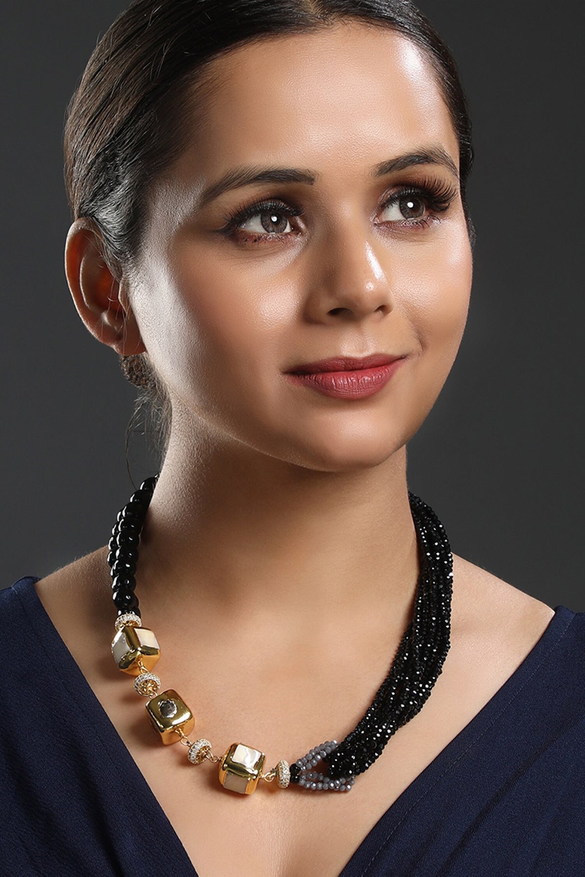 Embellished Layered Necklace 