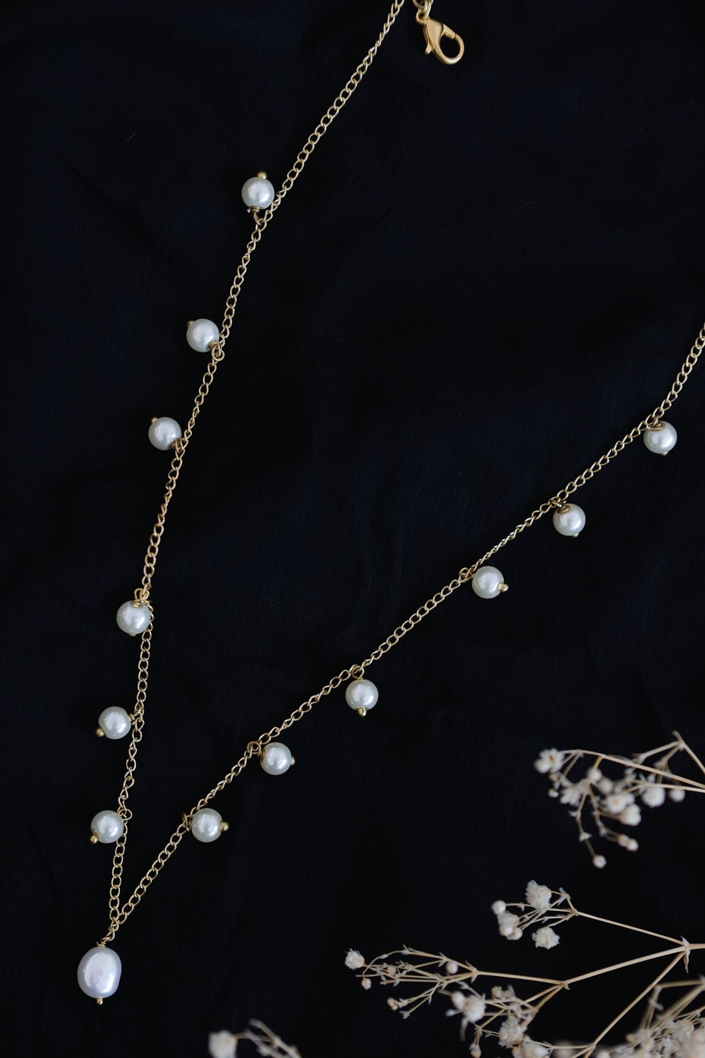 Pearl String Necklace 