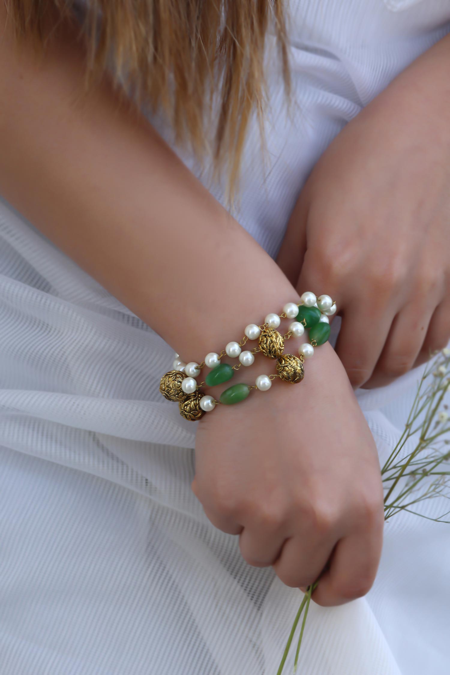 Pearl Embellished Bracelet 