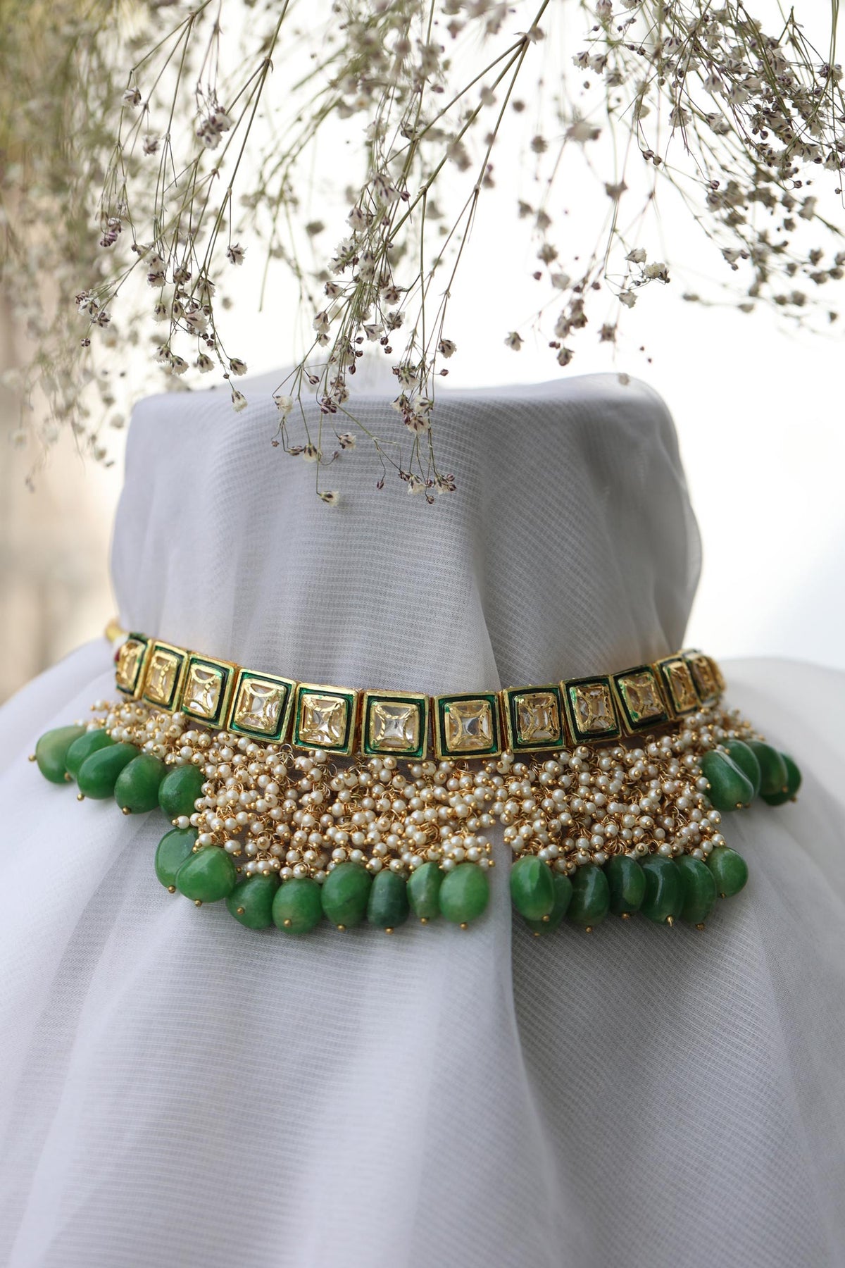 Kundan Embellished Choker 