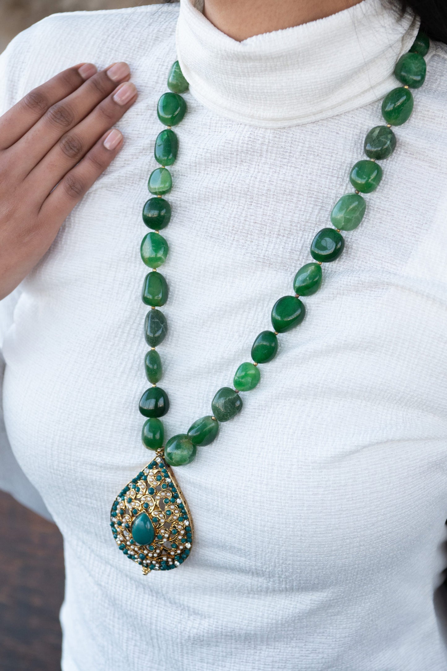 Tear Drop Pendant Necklace 