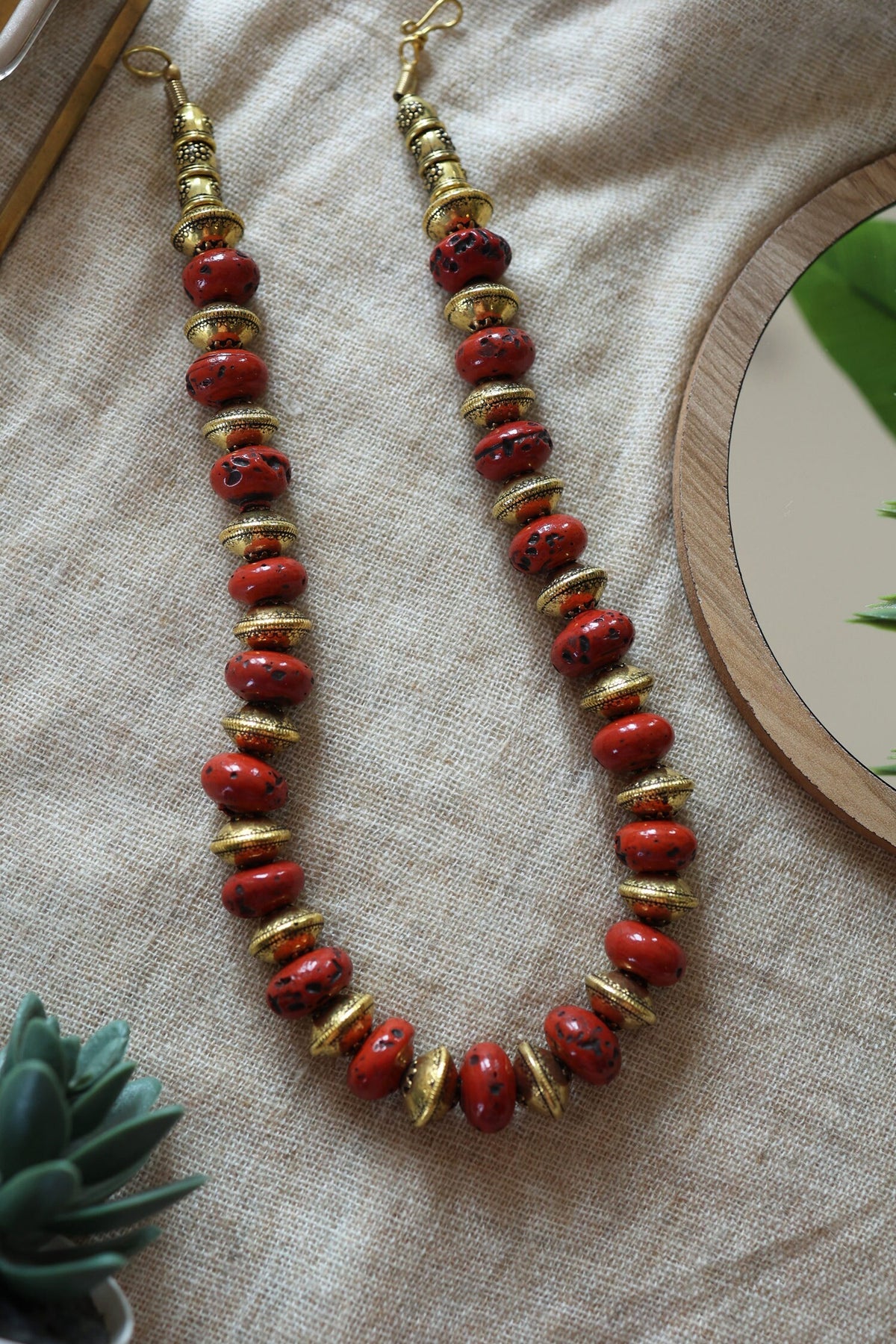 Bohemian Contrast Beaded Necklace 