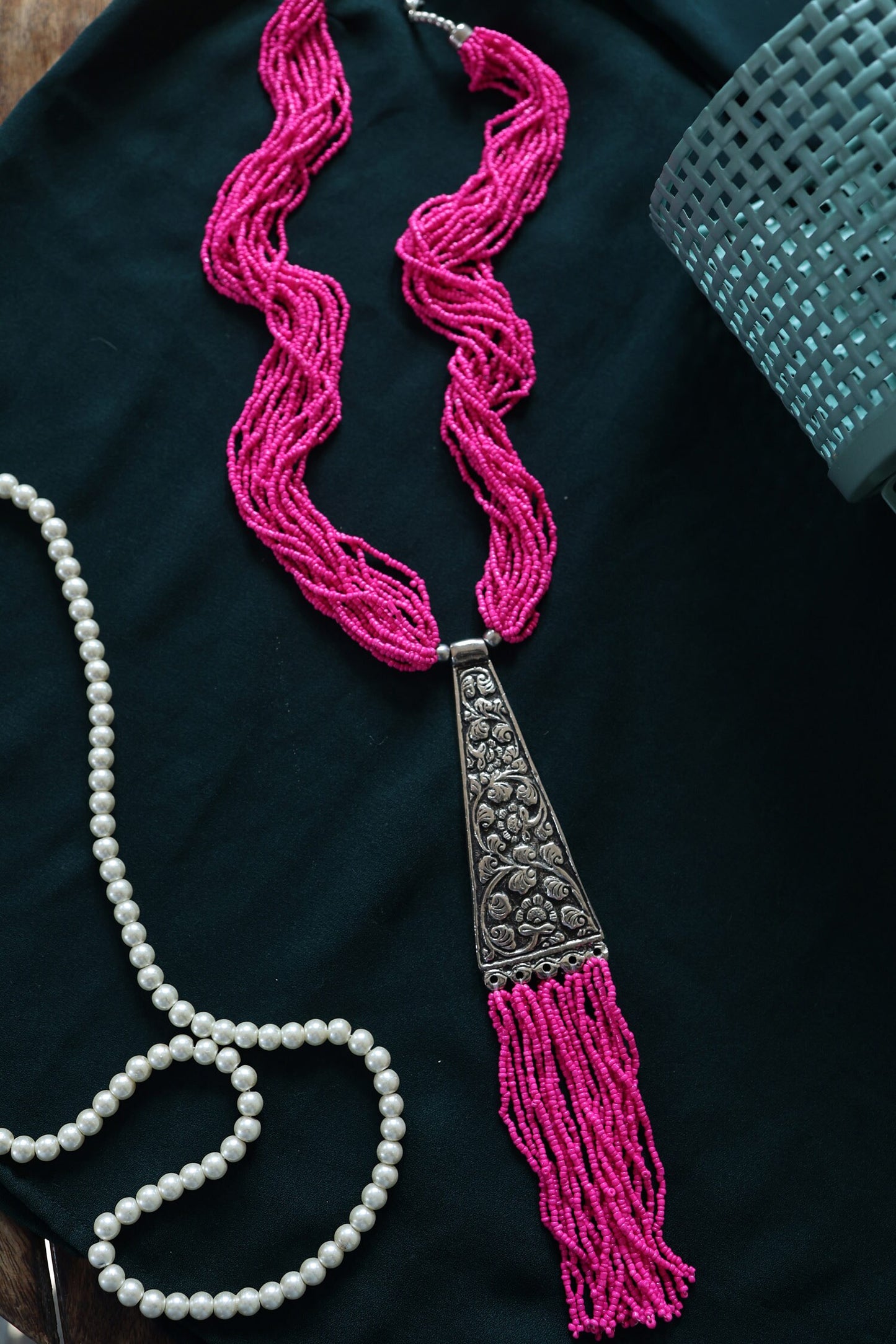 Layered Beads Embellished Pendant Necklace 