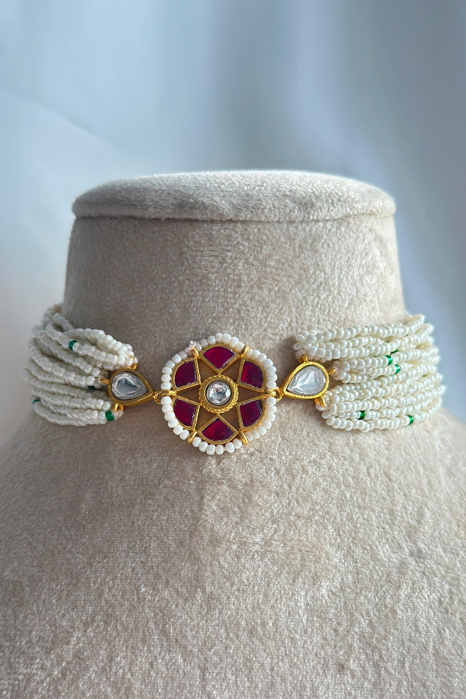 Floral Embellished Choker 