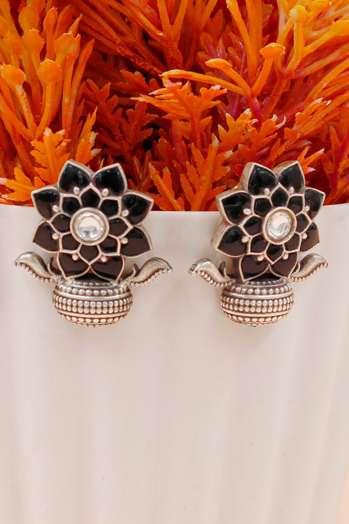 Rayana Floral Crest Earrings 