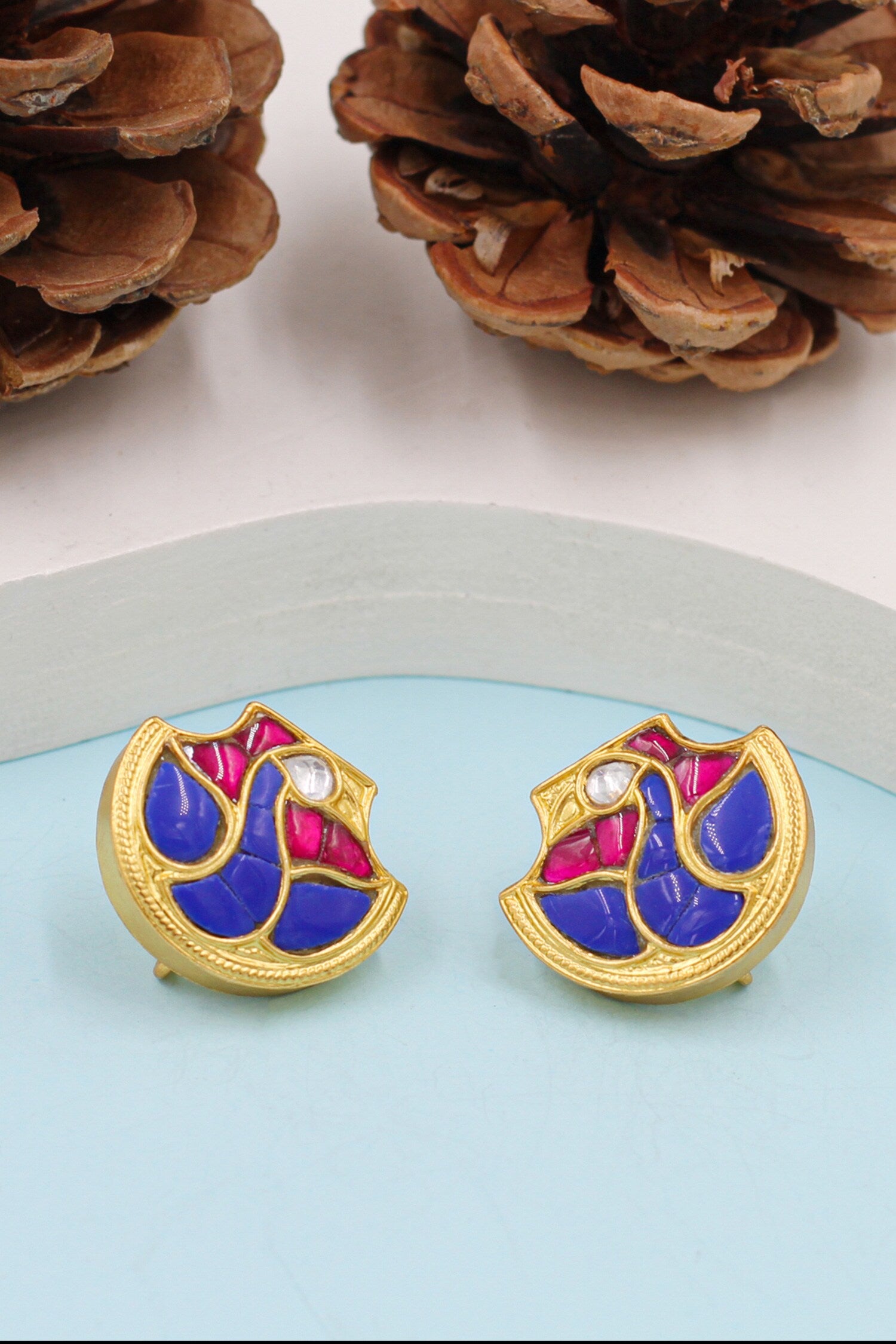 Abstract Geometric Studs 