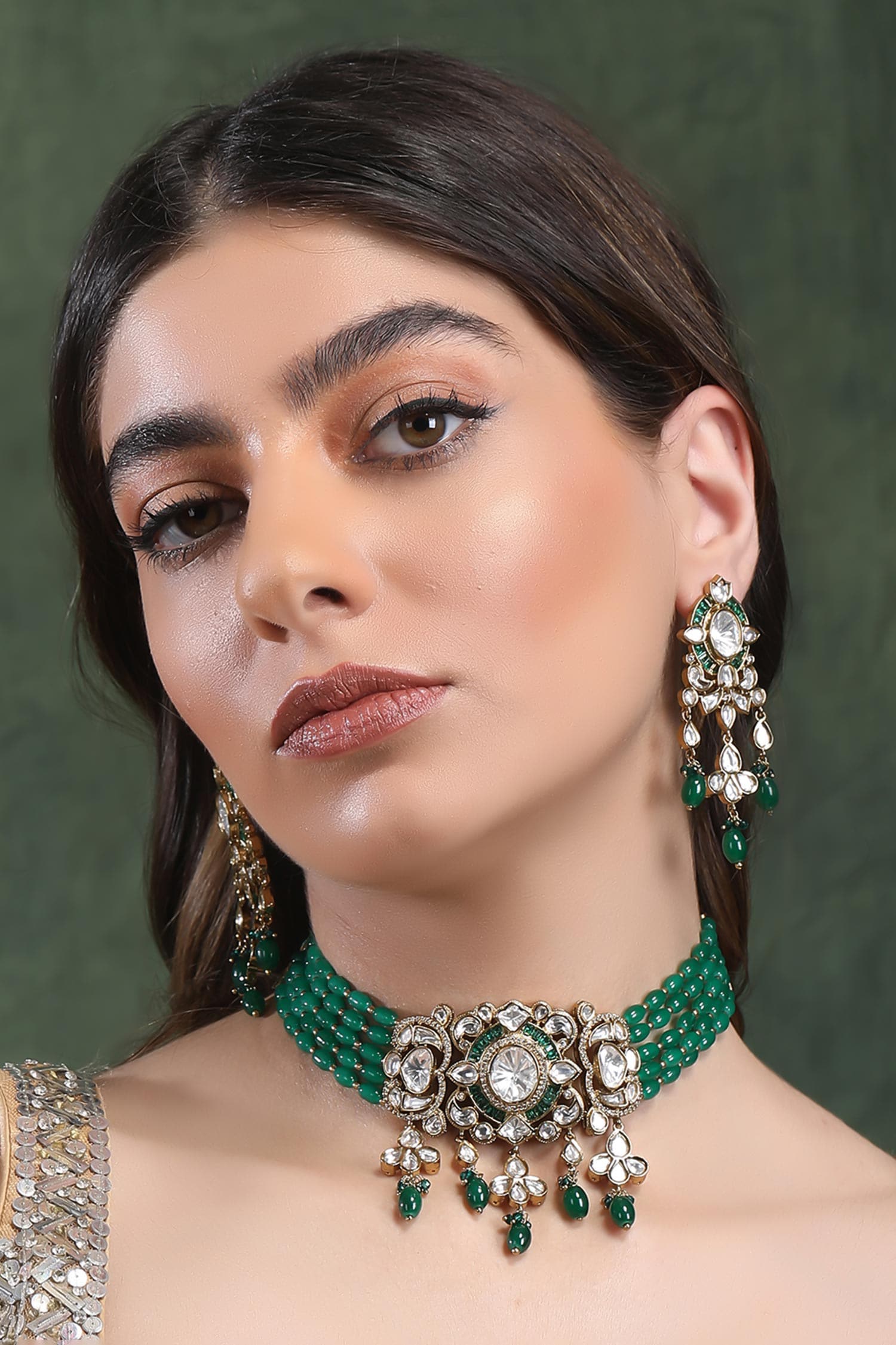 Kundan Embellished Pendant Choker Set 