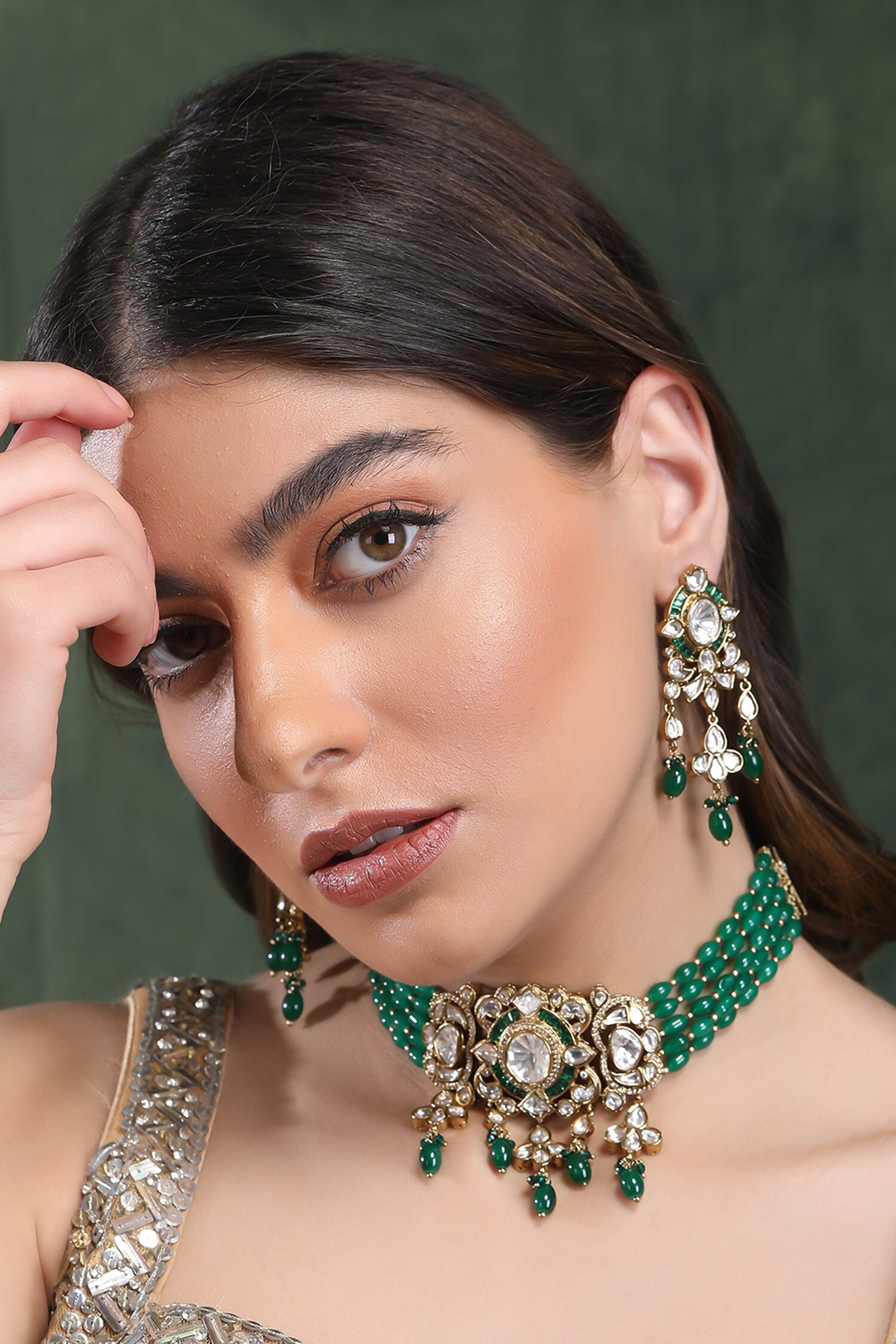 Kundan Embellished Pendant Choker Set 