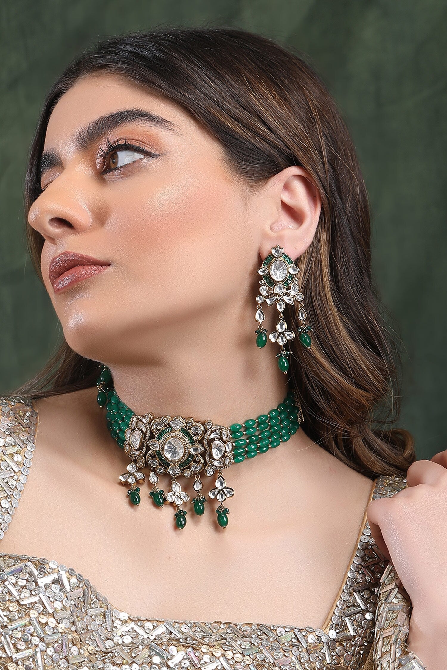 Kundan Embellished Pendant Choker Set 