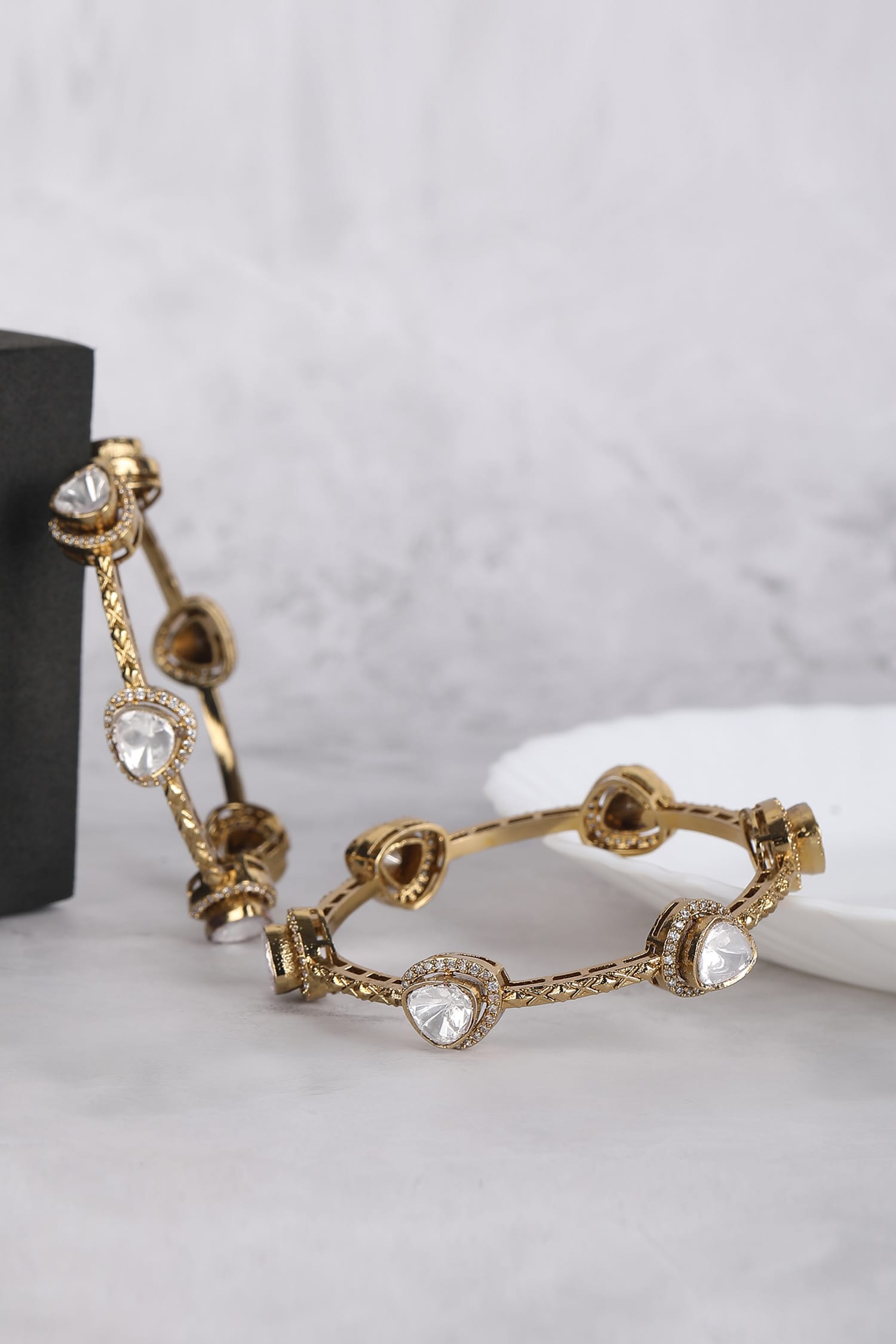 Kundan Embellished Bangle - Single Pc 