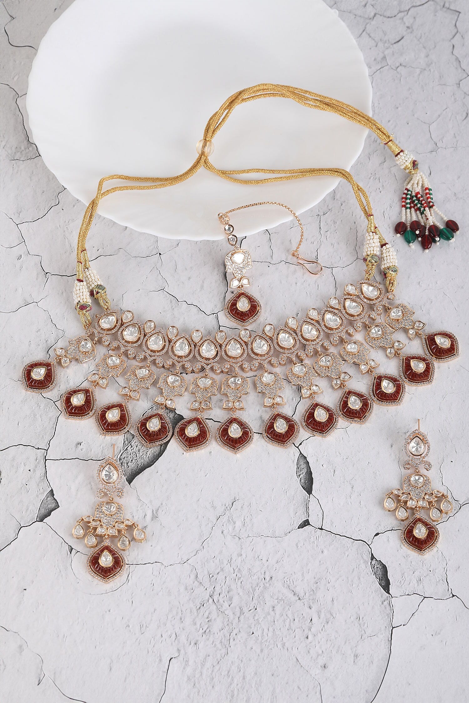 Kundan Studded Necklace Set 