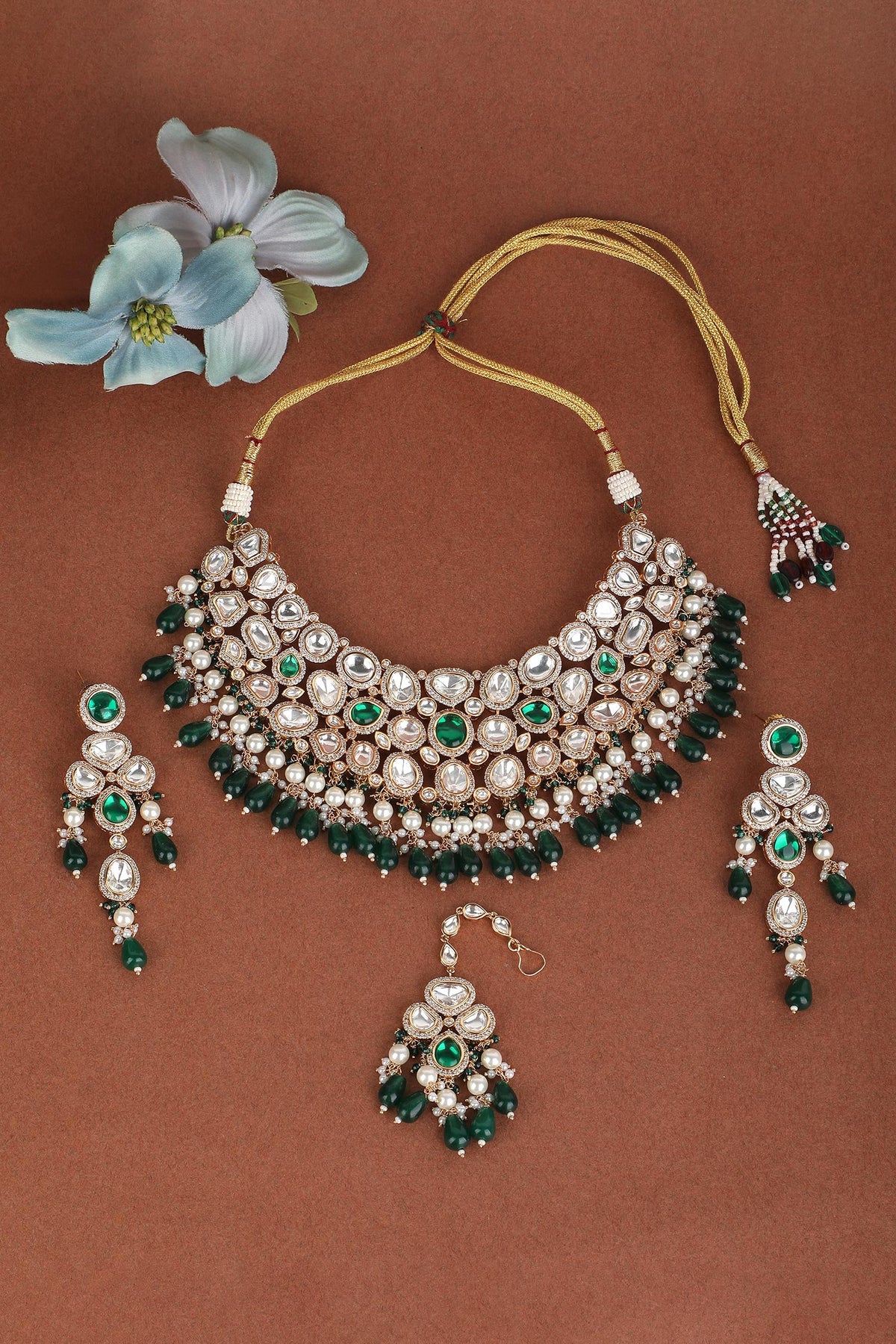 Tear Drop Carved Choker Set 