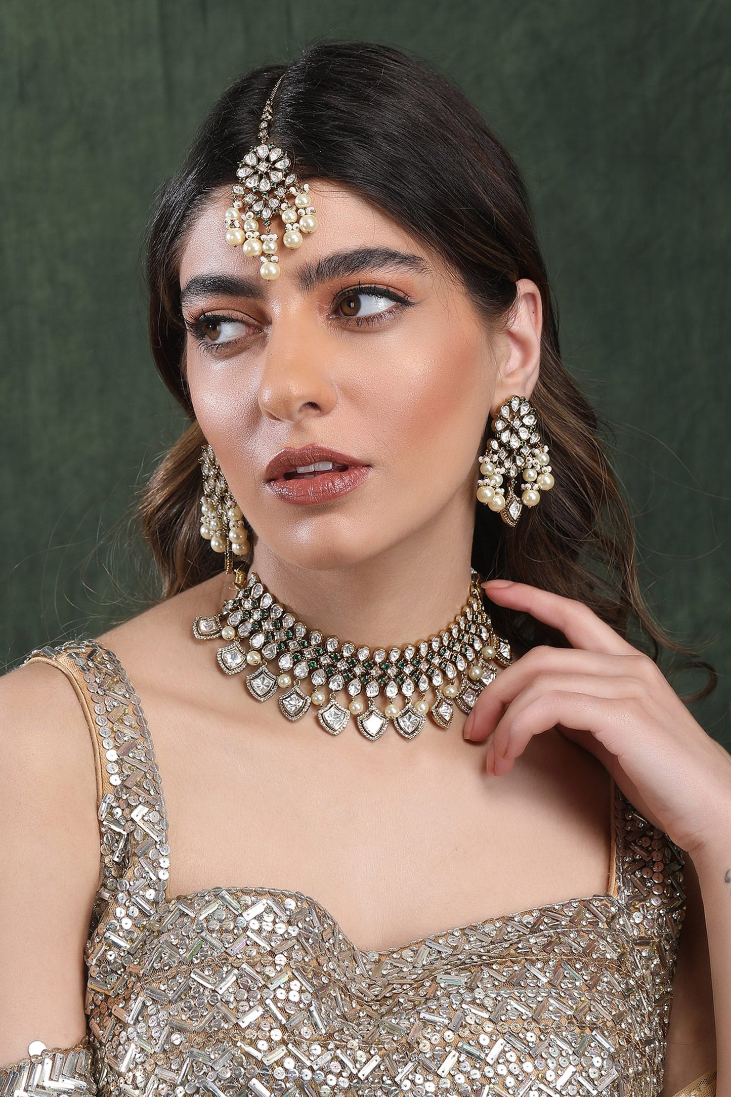 Kundan Embellished Choker Set 