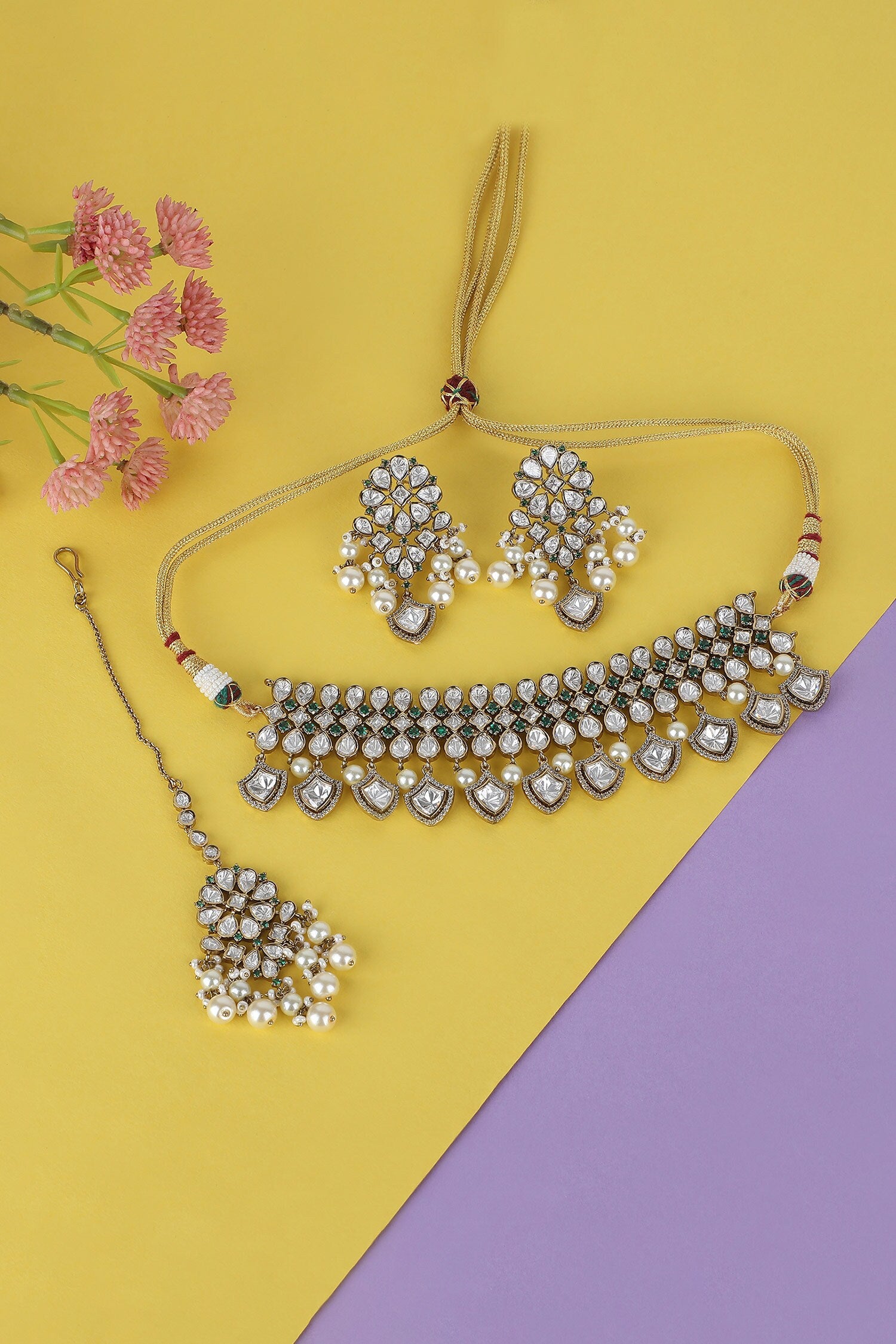 Kundan Embellished Choker Set 